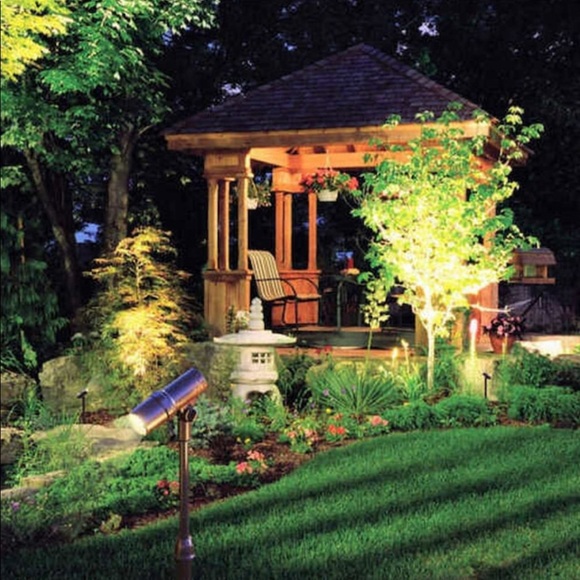 Energizer SmartYard Smart Focus LED 100 Lumen Solar Spotlight 2 Pack - Picture 8 of 8